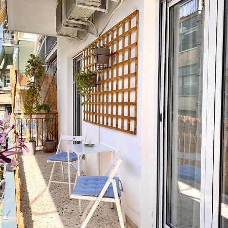 Dafni'S Home Is In 200M To Metro Ag Ioanis Atenas Exterior foto