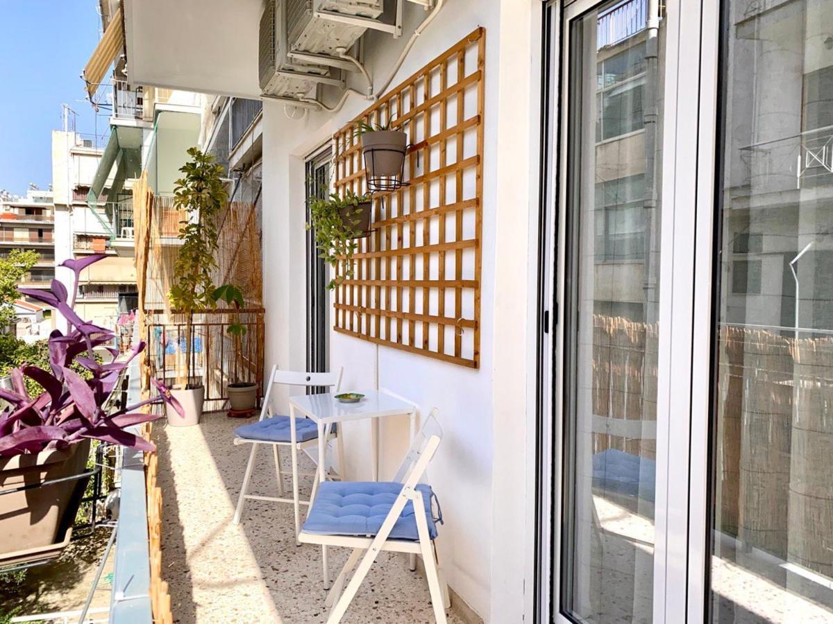 Dafni'S Home Is In 200M To Metro Ag Ioanis Atenas Exterior foto